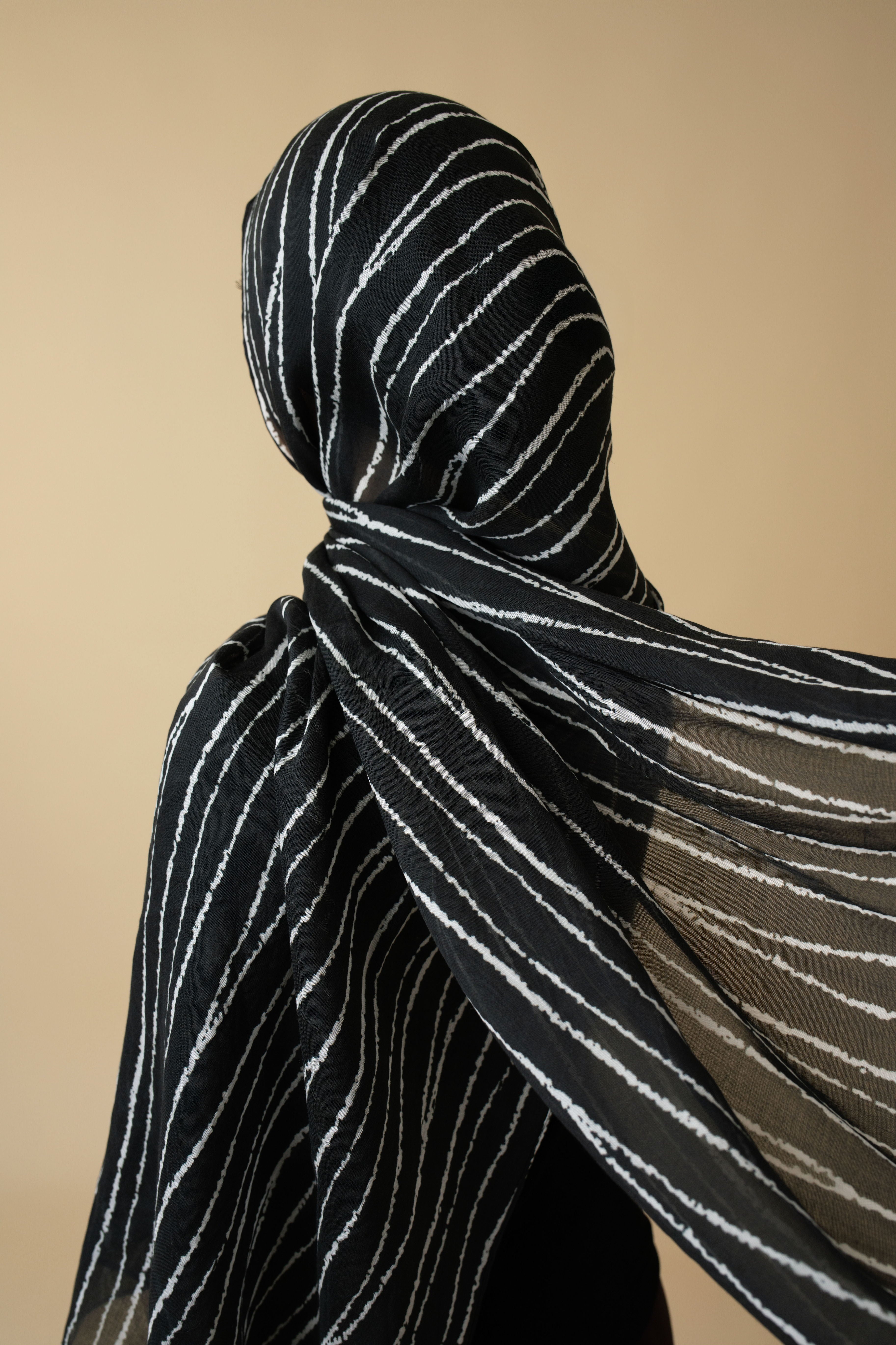 Modal Hijab - Nightfall